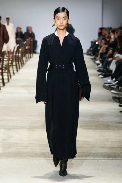 Look 22